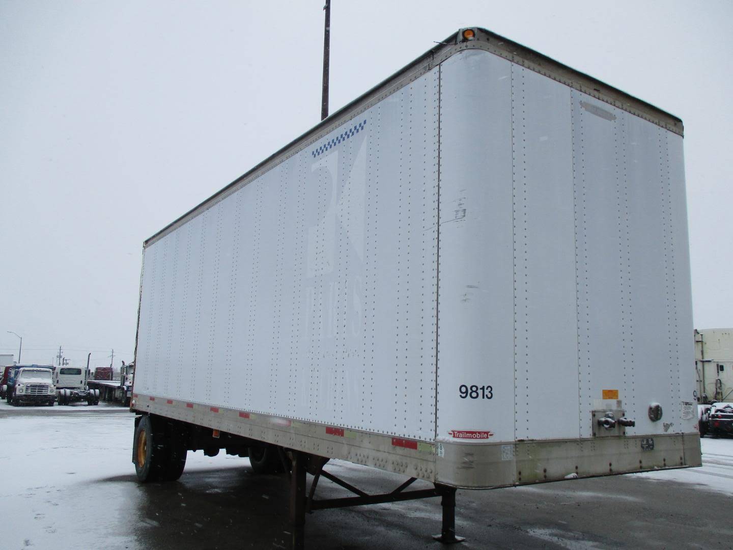 1998 Trailmobile 28′ S/A Van Body Trailer